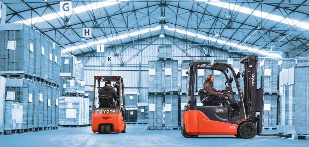 How to Choose the Right Forklift Motor Controller for Your Electric Vehicle Fleet
